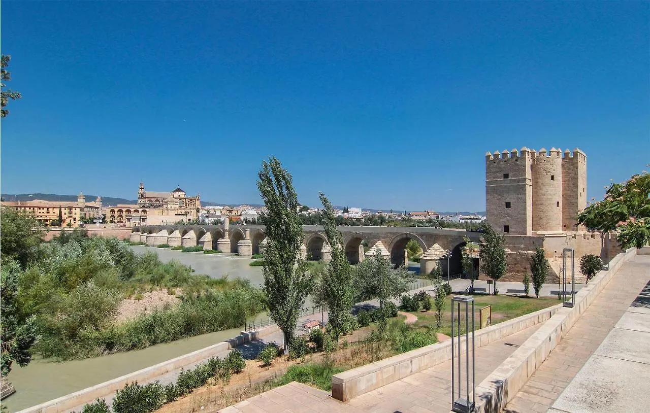 Nice apartment in Córdoba with 2 Bedrooms&WiFi