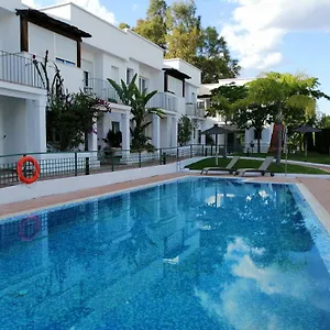 Thegood Brillante Piscina Y Parking Incluido Córdova