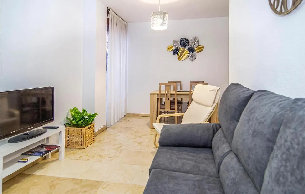 Beautiful Apartment In Cordoba With Kitchenette
